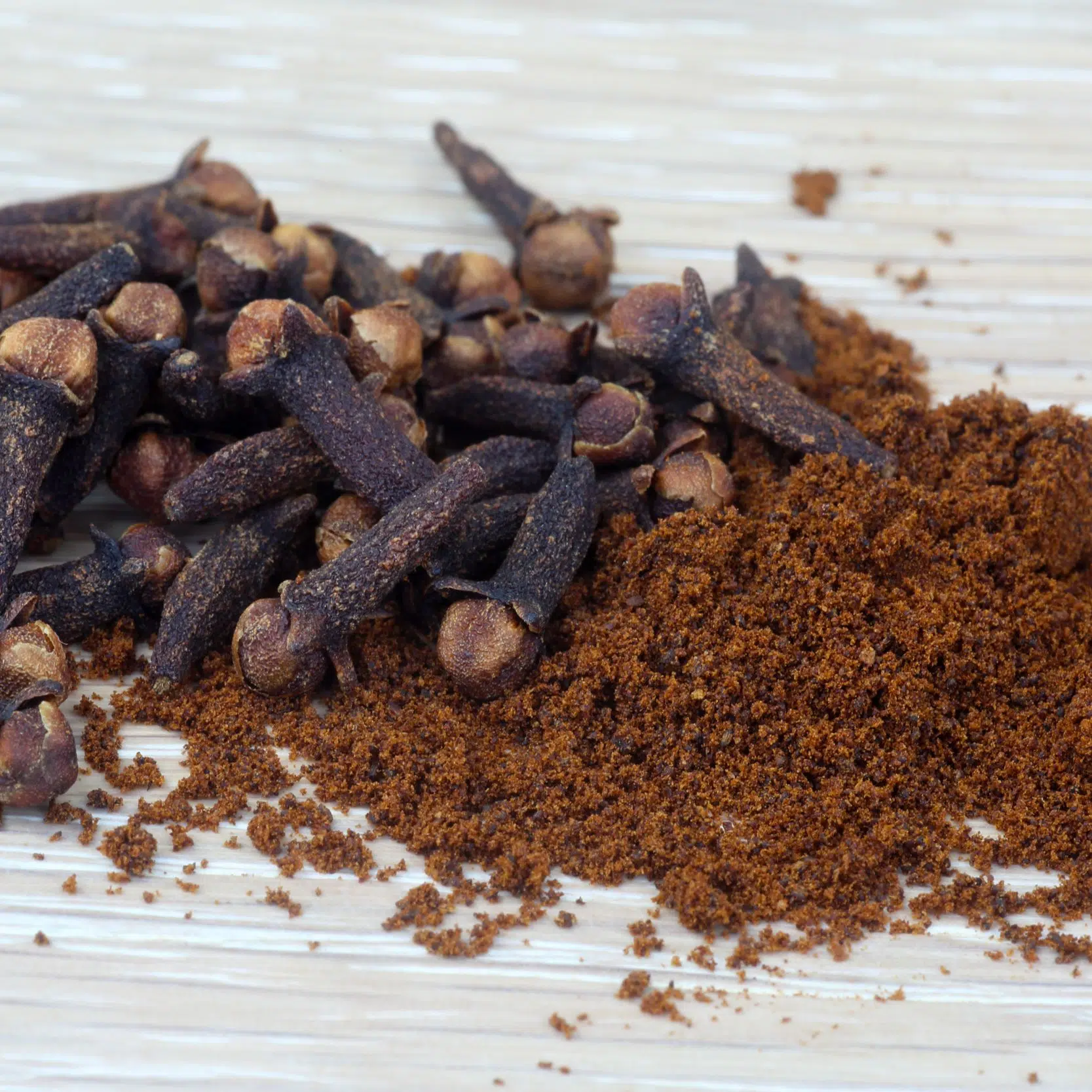 the Health Benefits of Cloves and Ginger"